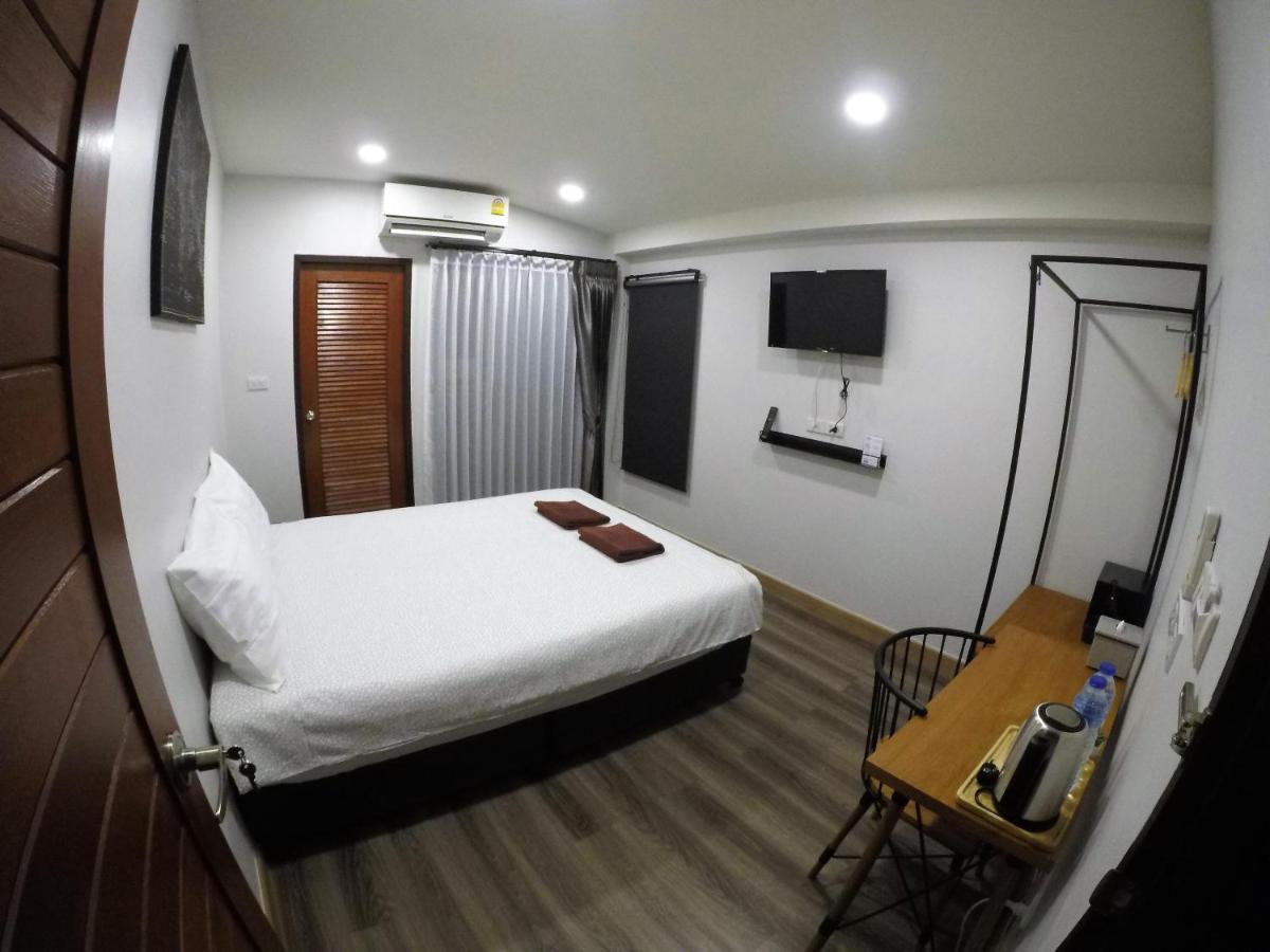 The Ghee House Hotel Chiang Mai Bagian luar foto