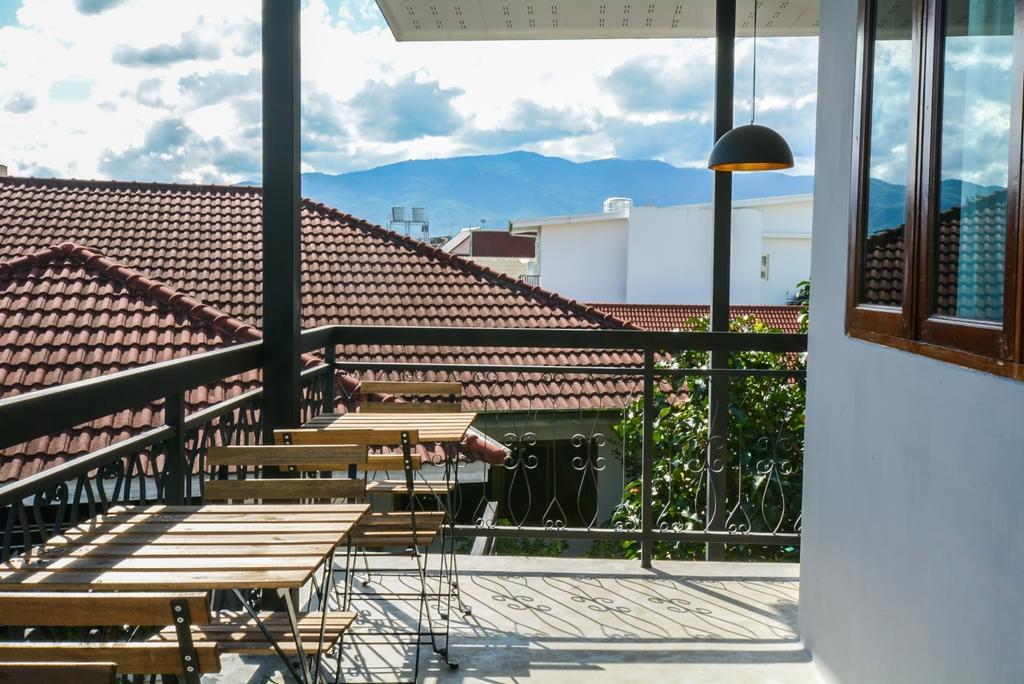 The Ghee House Hotel Chiang Mai Bagian luar foto