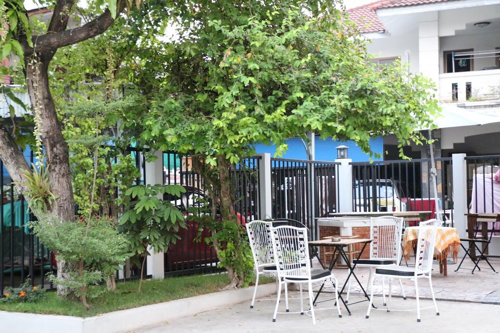 The Ghee House Hotel Chiang Mai Bagian luar foto