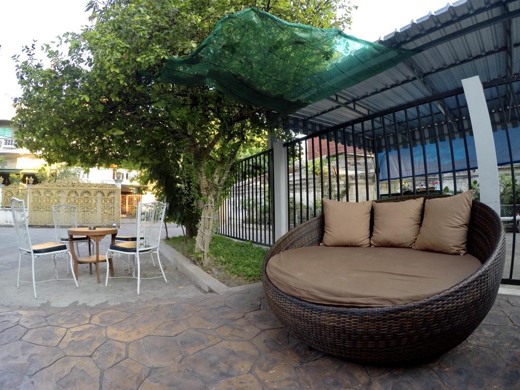 The Ghee House Hotel Chiang Mai Bagian luar foto