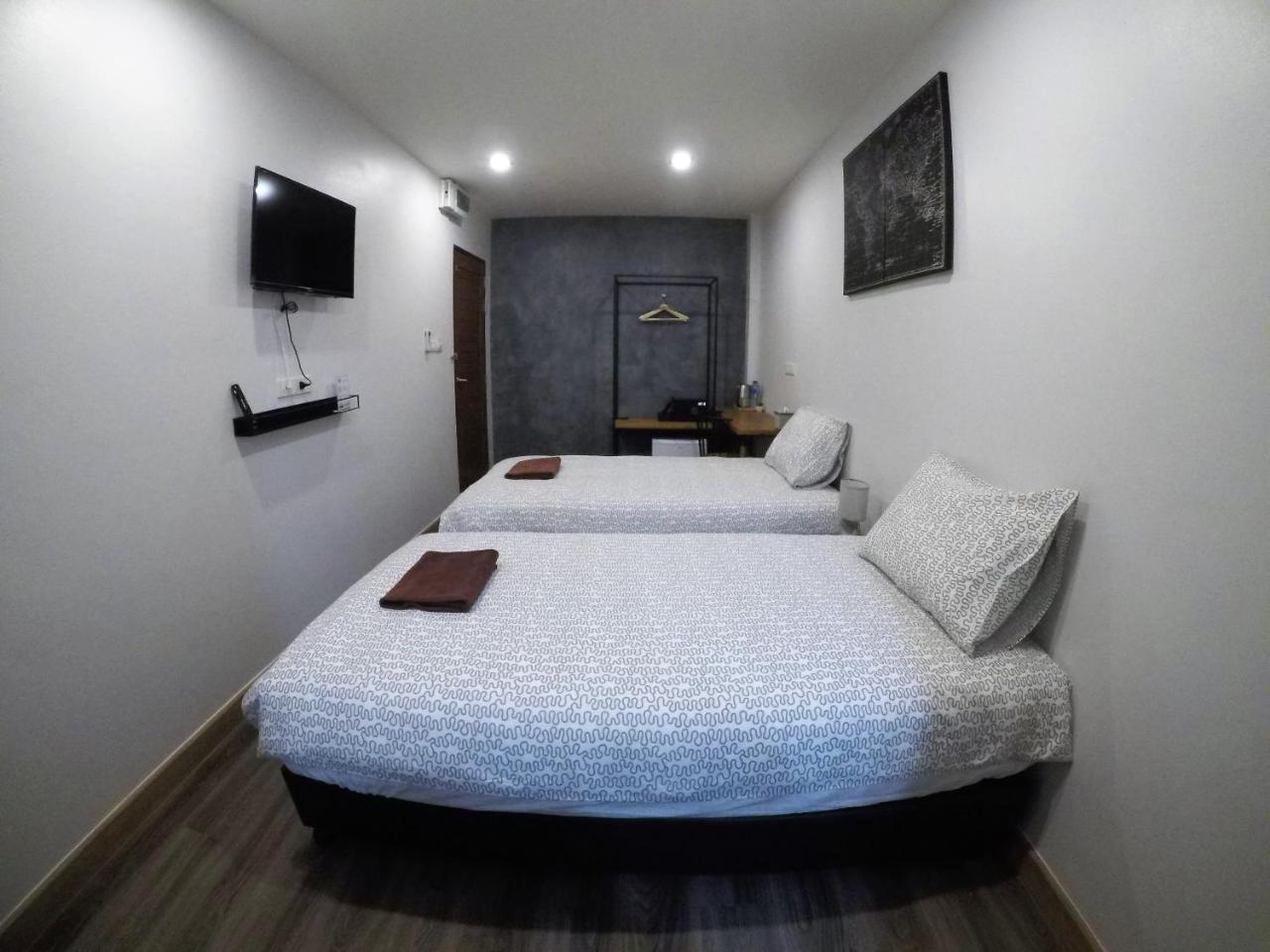 The Ghee House Hotel Chiang Mai Bagian luar foto
