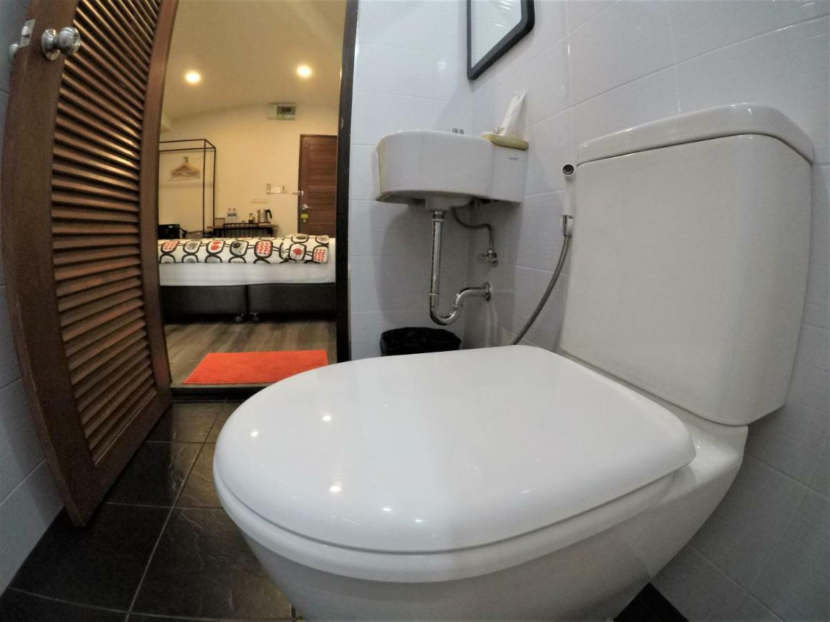 The Ghee House Hotel Chiang Mai Bagian luar foto